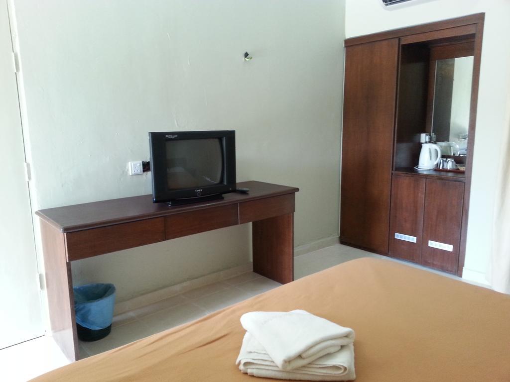 Mersing Beach Resort Habitación foto
